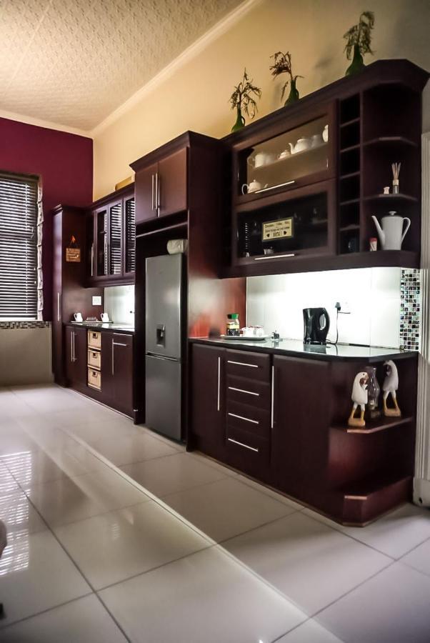 Ladybrand Heritage House ภายนอก รูปภาพ